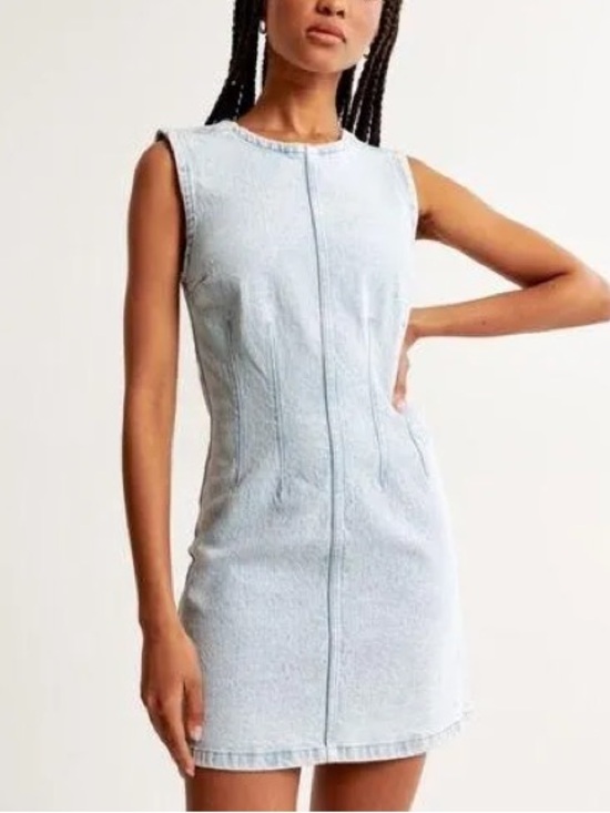 Abercrombie & Fitch Dresses & Skirts - Abercrombie & Fitch Shell Denim Light Wash Mini Dress XS